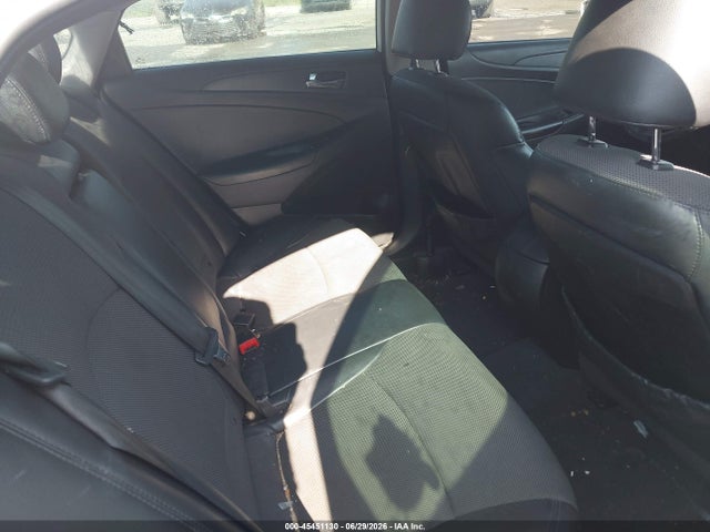 صورة 8 لـ 2013 Hyundai SONATA SE