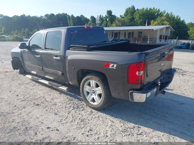 2011 Chevrolet SILVERADO 1500 LT — фото 3
