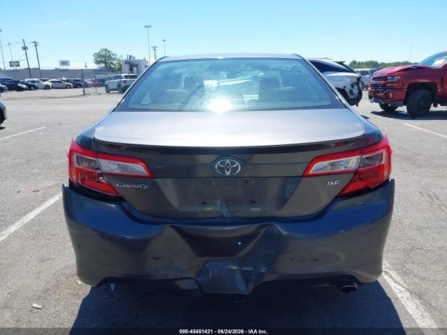 2013 Toyota CAMRY SE 照片 6