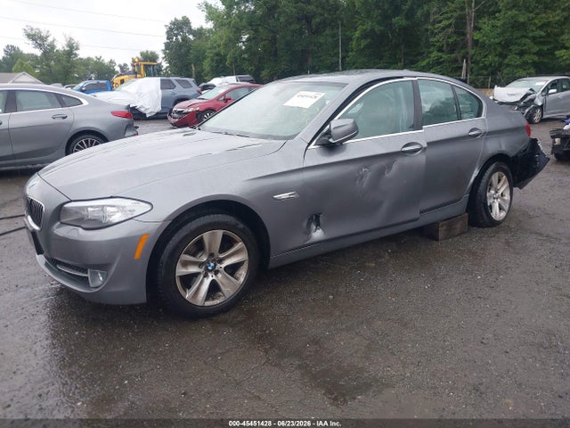 2013 BMW 528I XDRIVE — фото 2