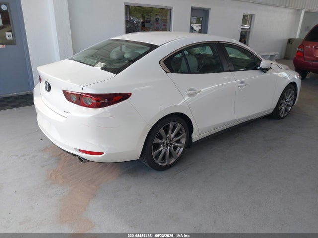 صورة 4 لـ 2020 Mazda MAZDA3 SELECT PACKAGE