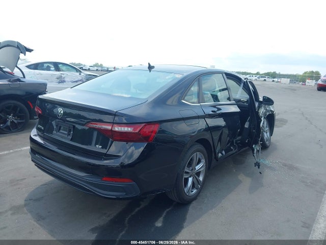 صورة 4 لـ 2024 Volkswagen JETTA 1.5T SE