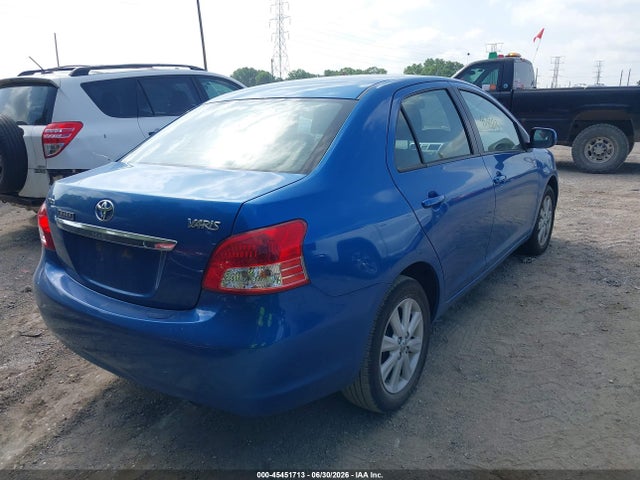2009 Toyota YARIS 照片 4