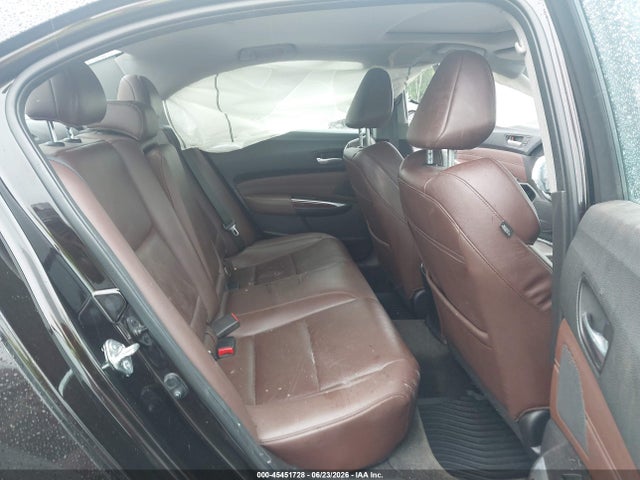 صورة 8 لـ 2015 Acura TLX TECH