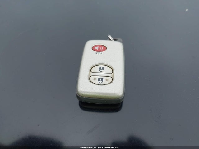 صورة مصغرة 11 لـ 2011 Toyota PRIUS TWO
