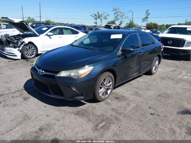 2017 Toyota CAMRY SE — фото 2