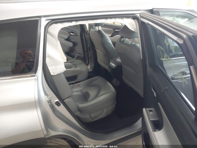 2021 TOYOTA HIGHLANDER XLE 8