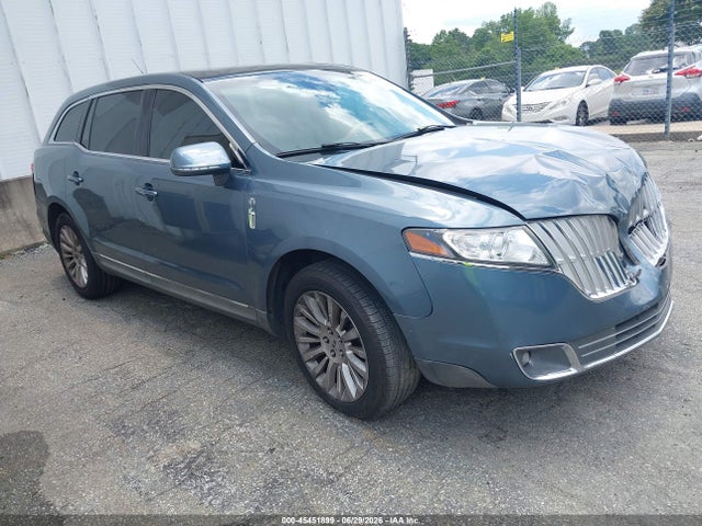 2010 LINCOLN MKT 