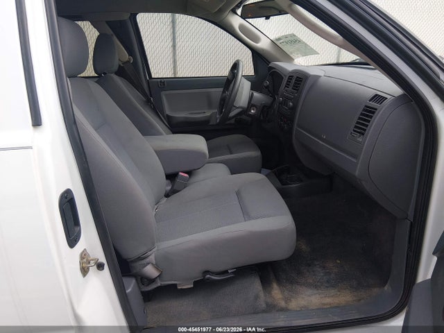 صورة 5 لـ 2006 Dodge DAKOTA ST