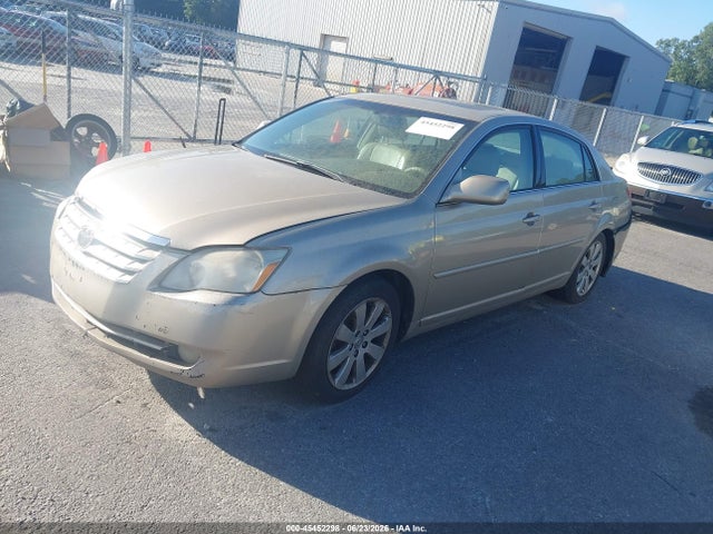 2007 Toyota AVALON XLS photo 2