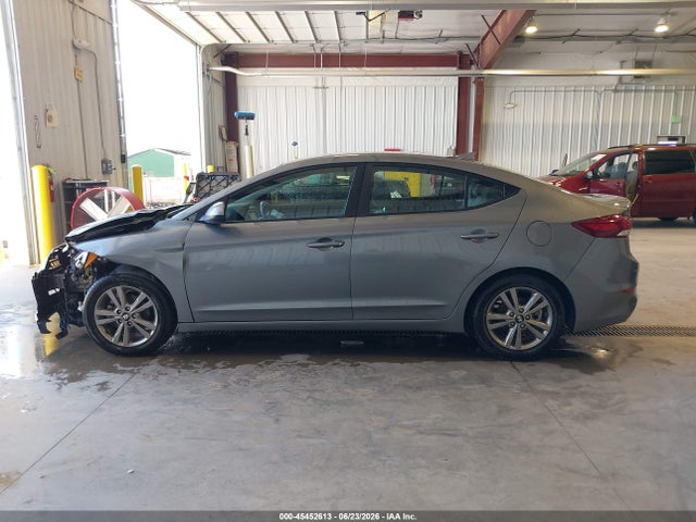 2018 Hyundai ELANTRA SEL 照片 15
