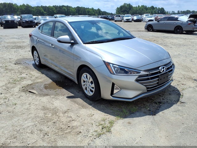 2020 Hyundai ELANTRA SE 照片 1
