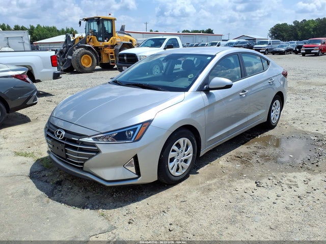 2020 Hyundai ELANTRA SE 照片 2