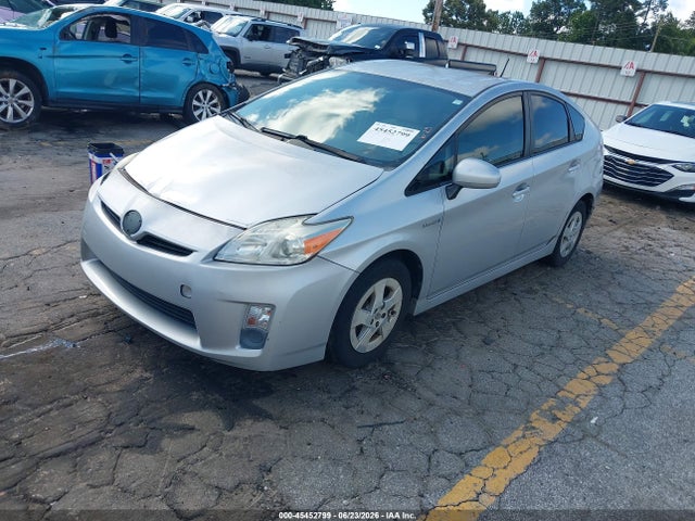 2010 Toyota PRIUS II — фото 2