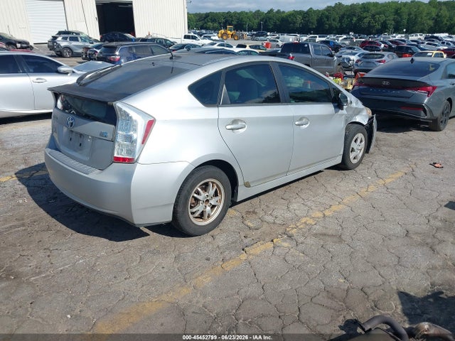 2010 Toyota PRIUS II — фото 4