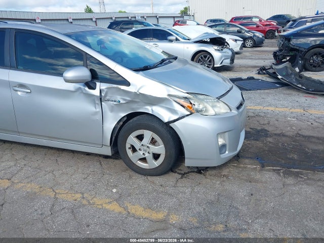 2010 Toyota PRIUS II — фото 6