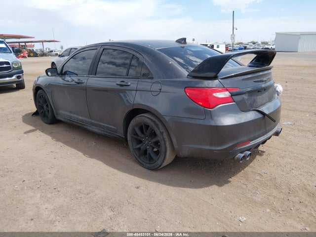 صورة 3 لـ 2014 Chrysler 200 LIMITED