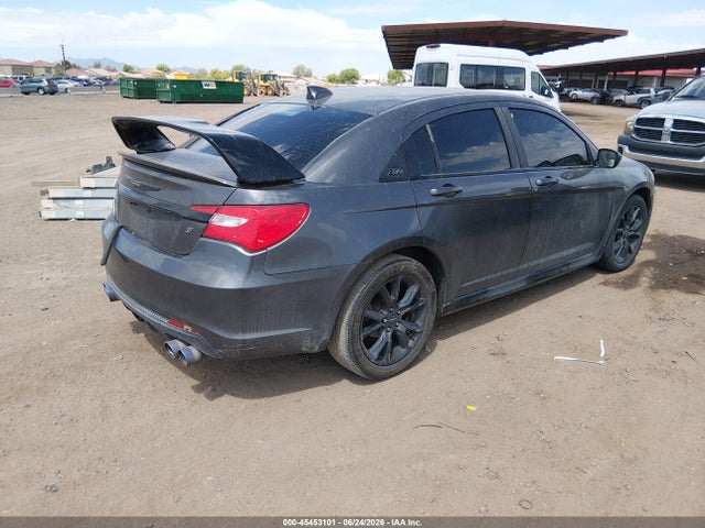 صورة 4 لـ 2014 Chrysler 200 LIMITED