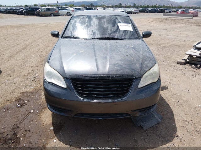 صورة 6 لـ 2014 Chrysler 200 LIMITED