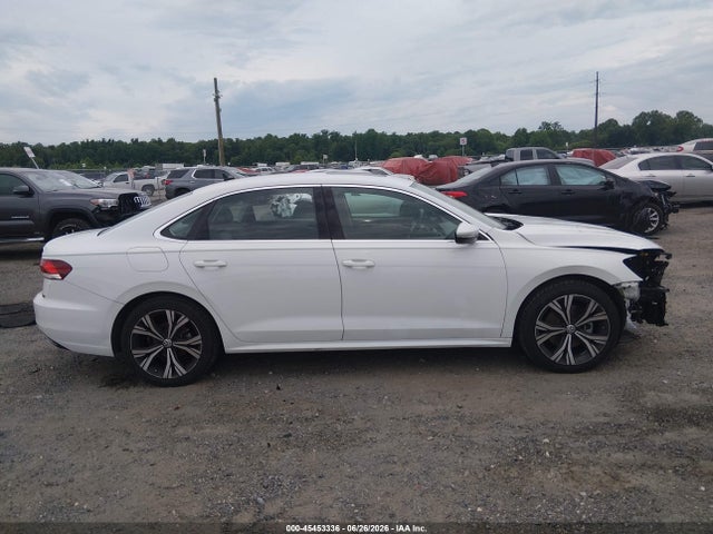 2021 VOLKSWAGEN PASSAT 2.0T SE 14