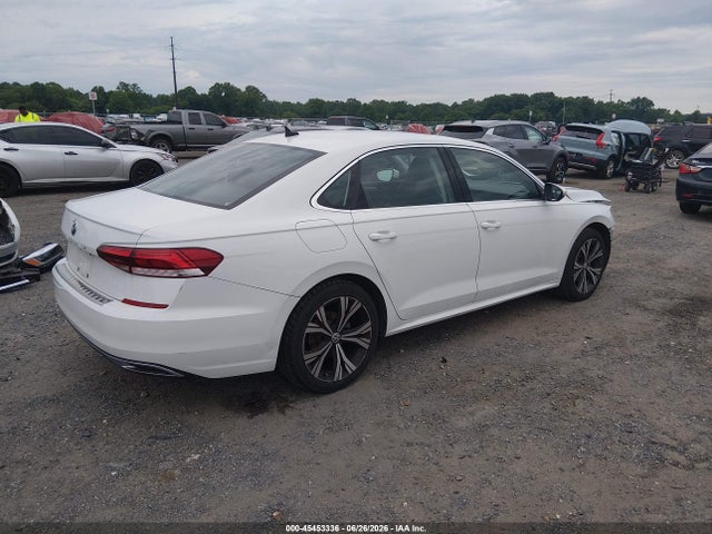 2021 VOLKSWAGEN PASSAT 2.0T SE 4