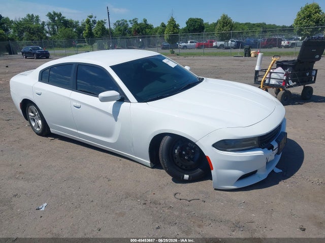 2019 Dodge CHARGER SXT RWD photo 1