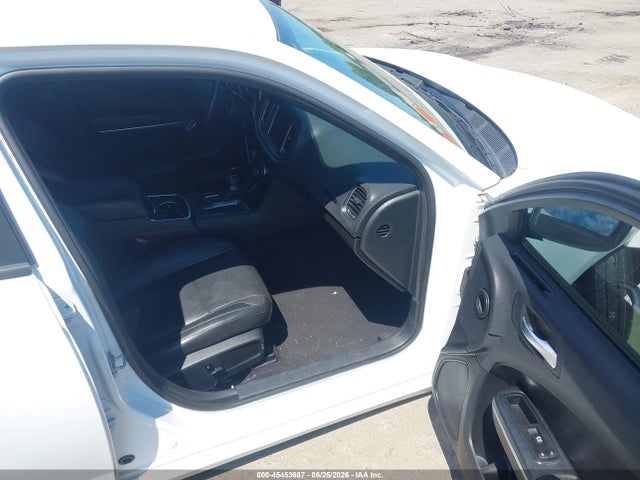 2019 Dodge CHARGER SXT RWD photo 5