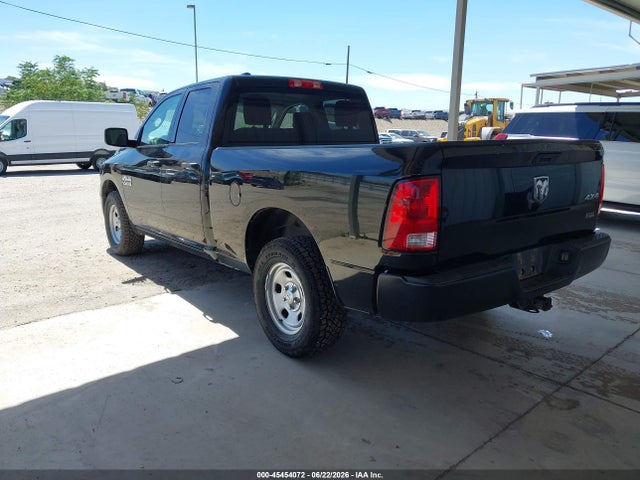 صورة 3 لـ 2017 RAM 1500 TRADESMAN 4X4 6'4 BOX