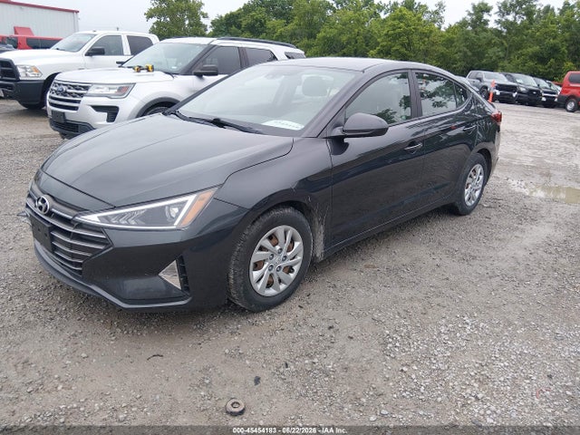 2020 Hyundai ELANTRA SE 照片 2