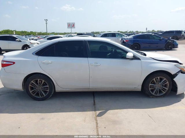صورة مصغرة 13 لـ 2015 Toyota CAMRY SE