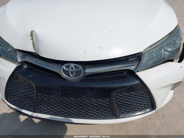 2015 Toyota CAMRY SE — фото 6