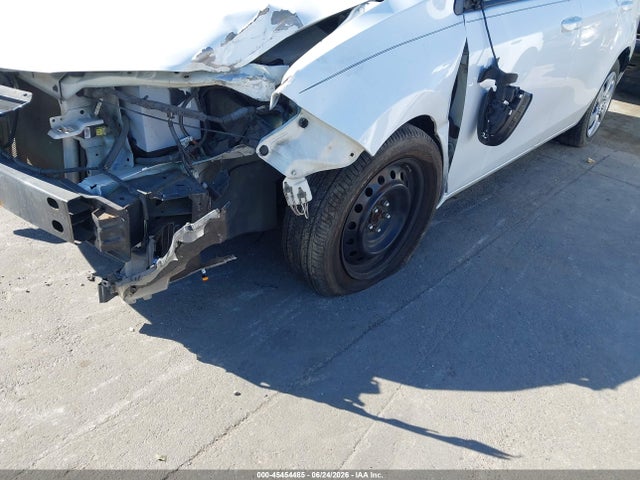 صورة 6 لـ 2017 Toyota COROLLA LE