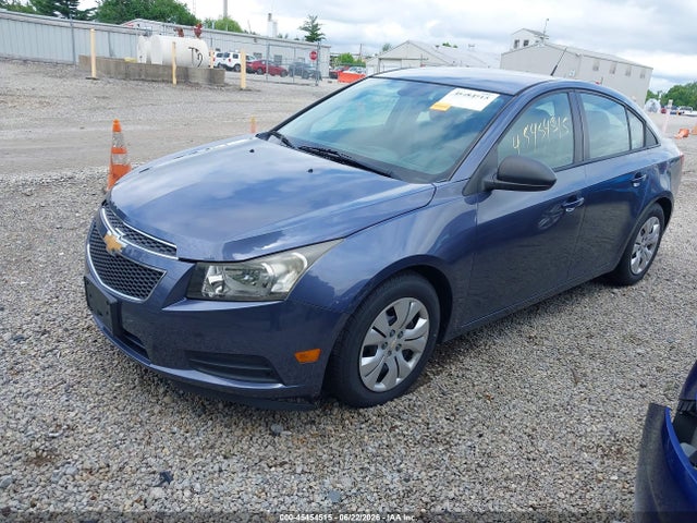 صورة 2 لـ 2013 Chevrolet CRUZE LS AUTO