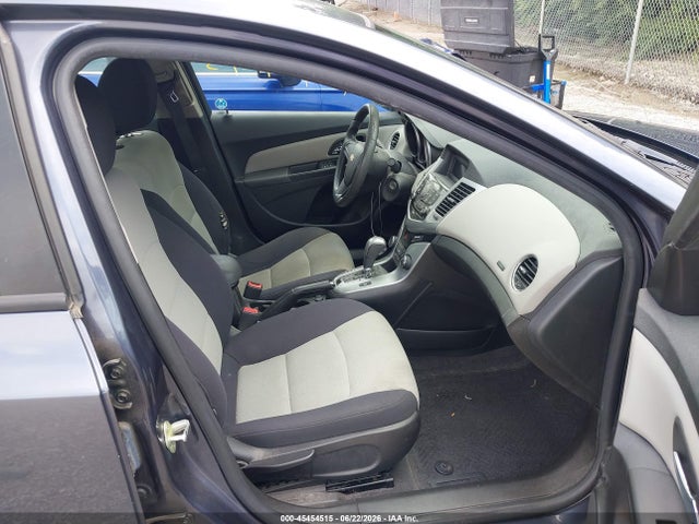 صورة 5 لـ 2013 Chevrolet CRUZE LS AUTO
