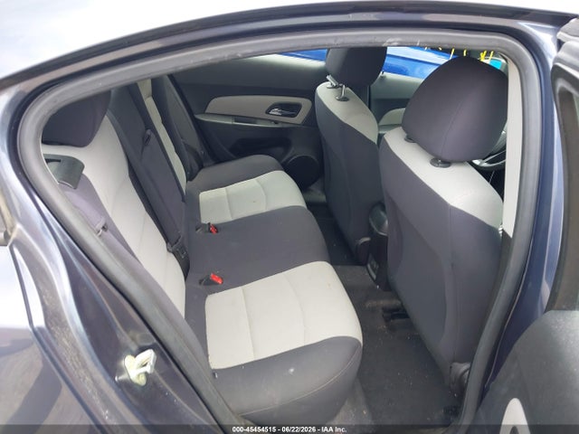 صورة 8 لـ 2013 Chevrolet CRUZE LS AUTO