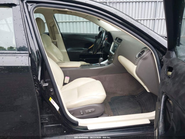 صورة 5 لـ 2009 Lexus IS 250
