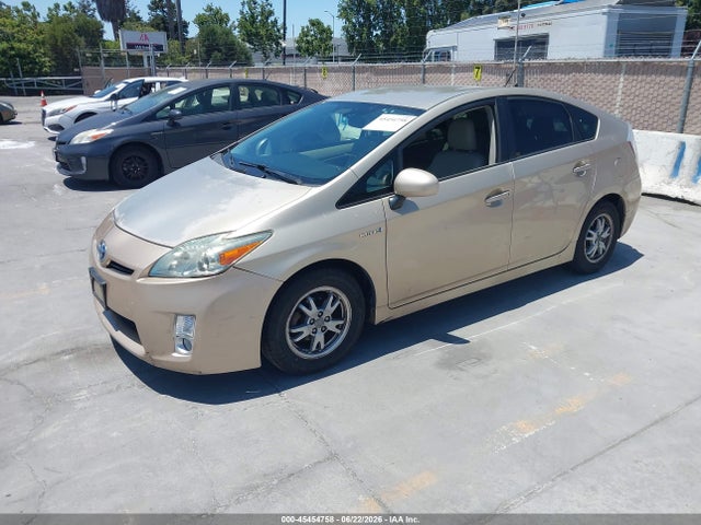 2010 Toyota PRIUS IV — фото 2