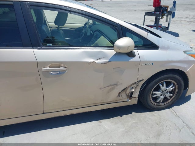 2010 Toyota PRIUS IV — фото 6