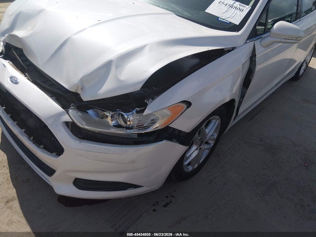 2016 FORD FUSION SE 照片 6