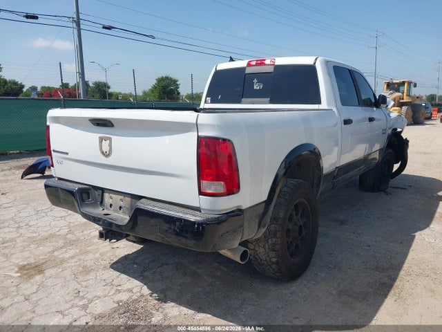 2014 RAM 1500 OUTDOORSMAN photo 4