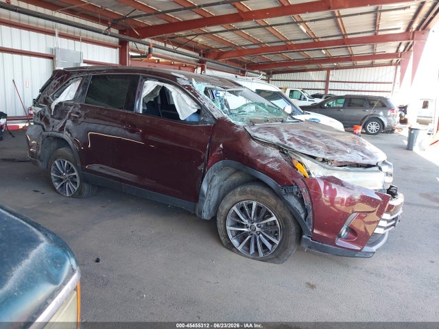 2019 TOYOTA HIGHLANDE XLE