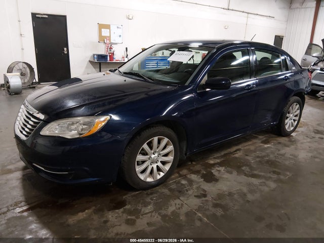 2013 Chrysler 200 TOURING 照片 2