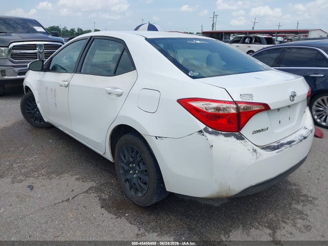 2017 Toyota COROLLA LE photo 3