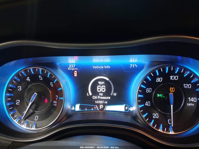 2015 Chrysler 300 LIMITED 照片 7