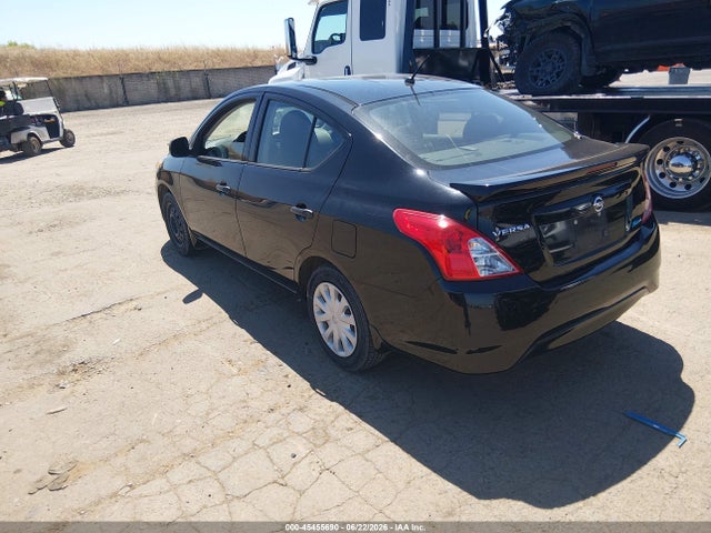 2015 Nissan VERSA 1.6 S+ 照片 3