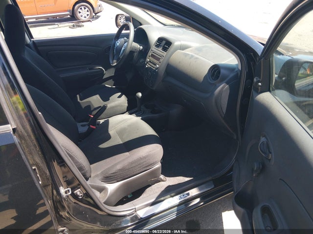 2015 Nissan VERSA 1.6 S+ 照片 5