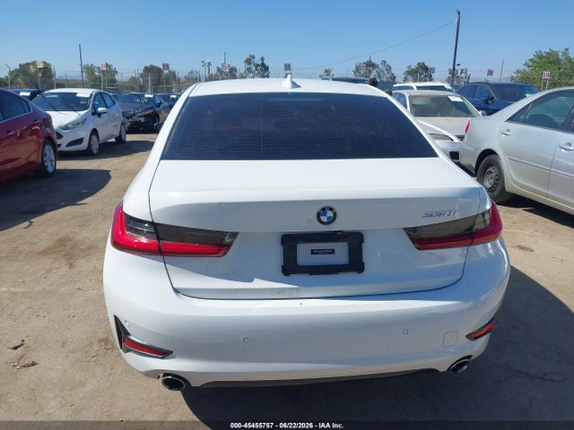 2021 BMW 330I — миниатюра 17
