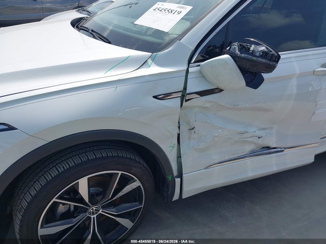 2023 VOLKSWAGEN TIGUAN 2.0T SEL R-LINE 6
