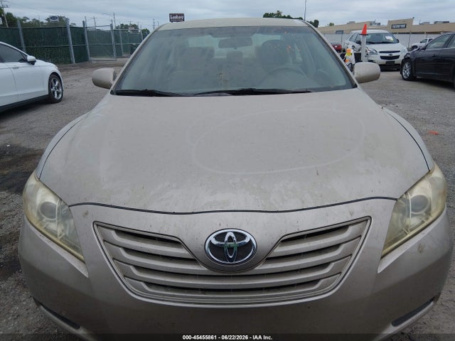 2009 Toyota CAMRY LE photo 6