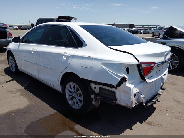 2017 Toyota CAMRY LE 缩略图 3